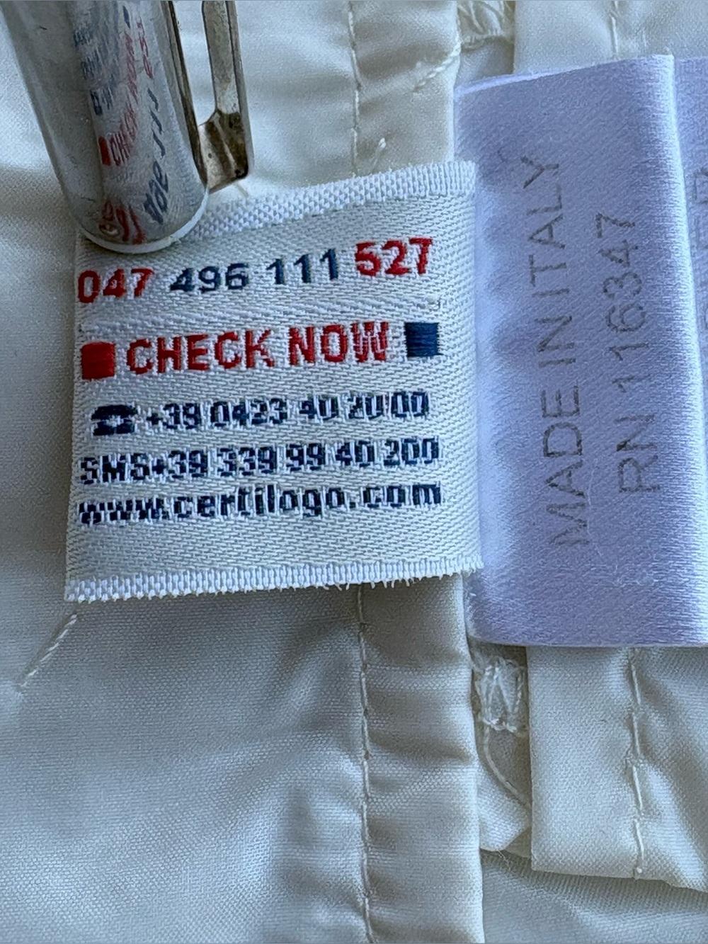 Vintage Moncler Première Rain Jacket with Black Scarf Accent, M (2) - Picture 12 of 16
